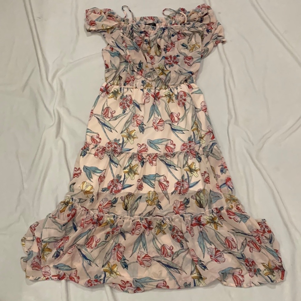 Romeo & Juliet Couture Cold Shoulder Ruffled Layeres Peasant MaxiDress SZ Medium
